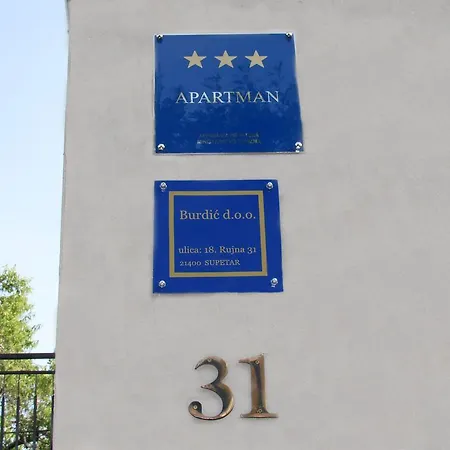 Vanessa Guest house 3*